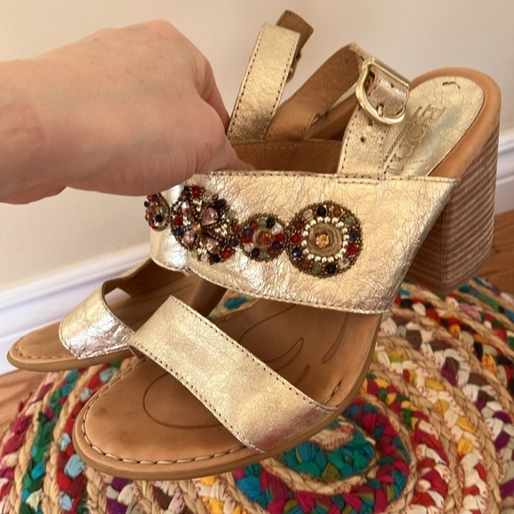 Born gold leather pearl  embellishment heeled sandals - Picture 6 of 6